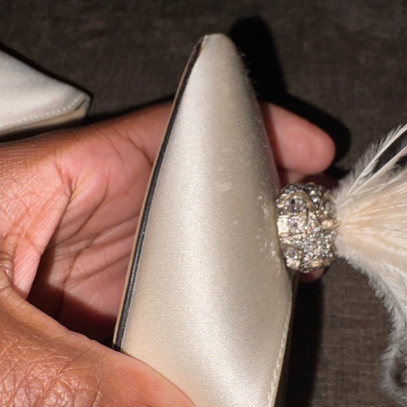 Jimmy Choo Ivory Satin Feather Crystal Heels – Rare & Sold Out | Size 37.5 - Picture 6 of 16